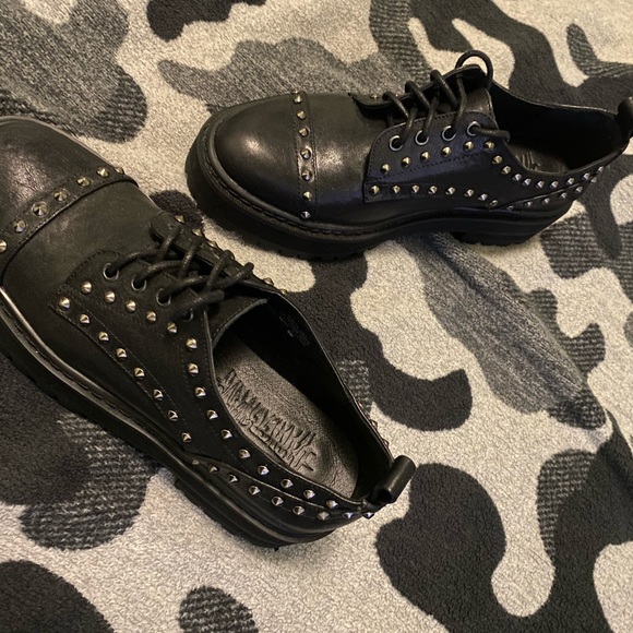 Beautiful Darkwavs! listed as women’s 8 must be men’s 8 , as these are unisex - Picture 4 of 5